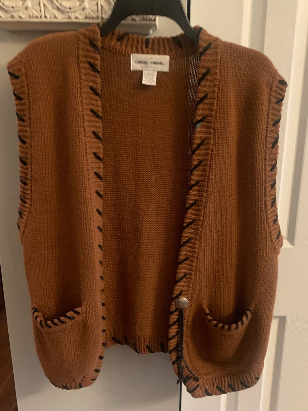 Vintage Casual Corner Brown Knit Western Vest with Black Whipstitch Trim - L